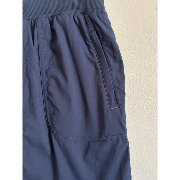 LL Bean women’s XS Vista camp skort in Nautical Navy with spandex shorts UPF 50+ - Picture 3 of 10